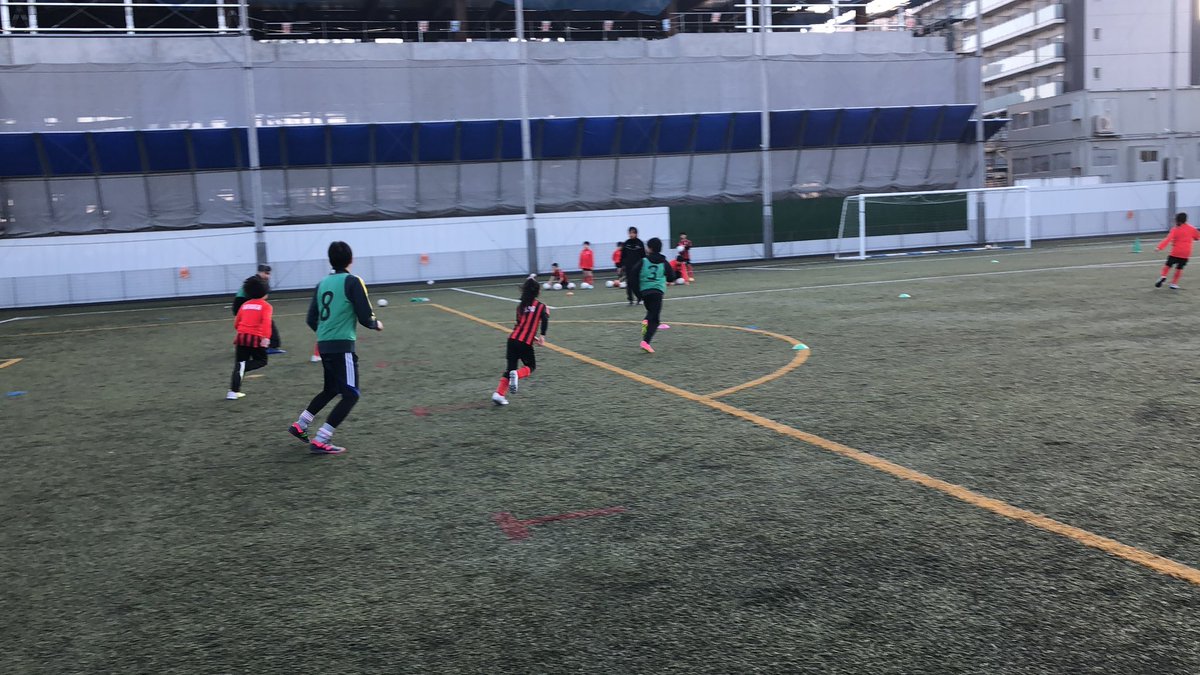 milanaichi_JP's tweet photo. 12月29日、年内ラストは親子サッカーイベントでクローズでした🙌🏻
親子きょうだい、みんなで楽しくボールを追いかけました⚽️💫
#wethefuture #sempremilan #milanacademyaichi #ACミラン #少年サッカー #親子イベント https://t.co/VvNNoBd7eX