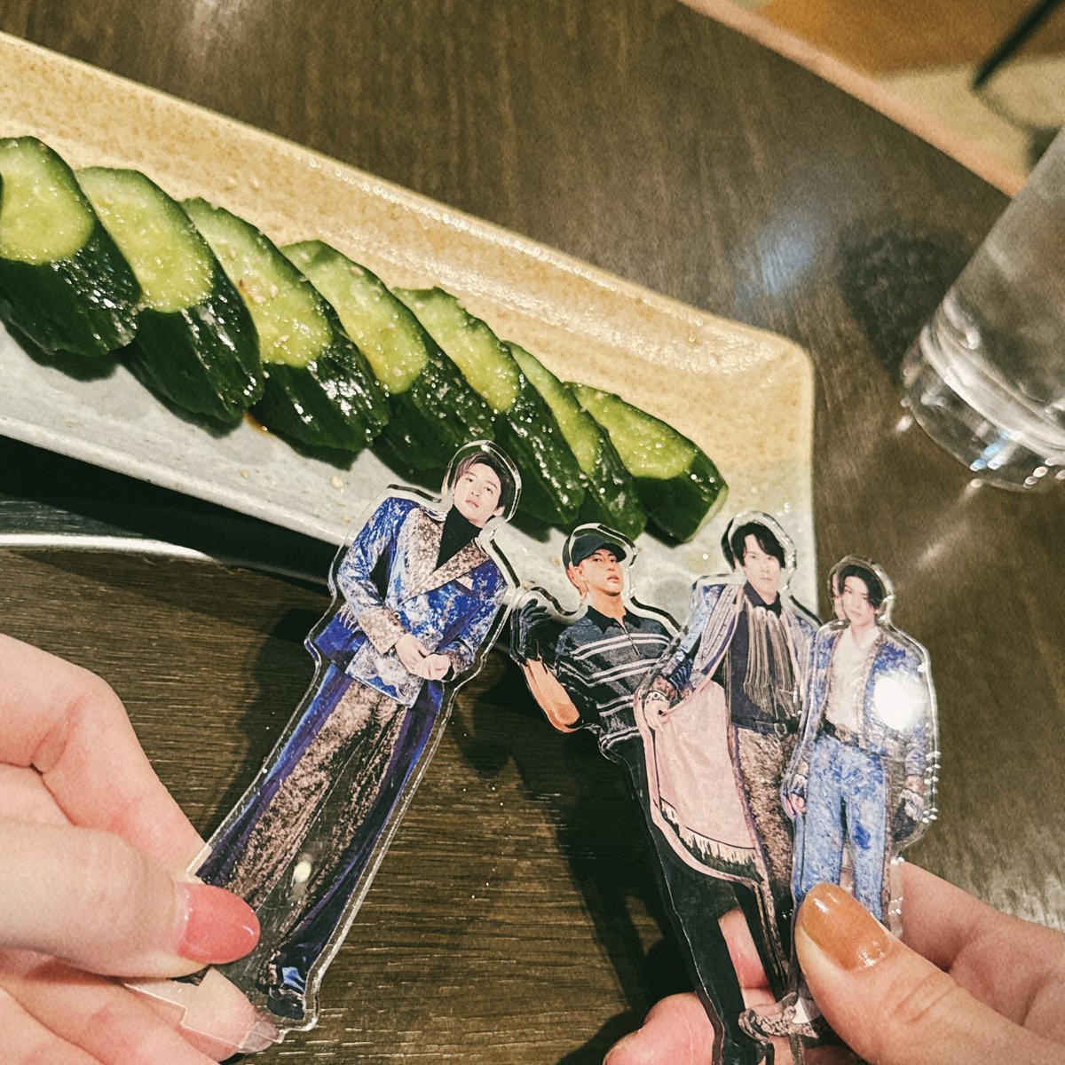_________sn184's tweet photo. 𝟭𝟮.𝟮____✍︎ (年内時差投稿)
大阪で行きたかったお店 ❤️‍🔥w/ りさちゃん
過去一美味しかった🥒.ᐟ .ᐟ
来年もお友達と行きたいなあ ＾＾ https://t.co/QEYBWmprl2