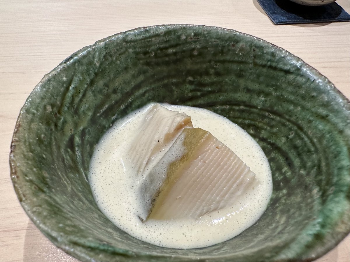 BabyEchuco's tweet photo. 今年もあと数時間
宮川さんに行く事を楽しみに、頑張ってきた一年だった
宮川さんでの時間はいつも私の宝物
また来年も、もう少し頑張ってみよう

#札幌すし
#すし宮川
#月に一度の贅沢
#ホスピタリティの神様、宮川様
#庶民の精一杯の背伸び https://t.co/EgKkufoKU2