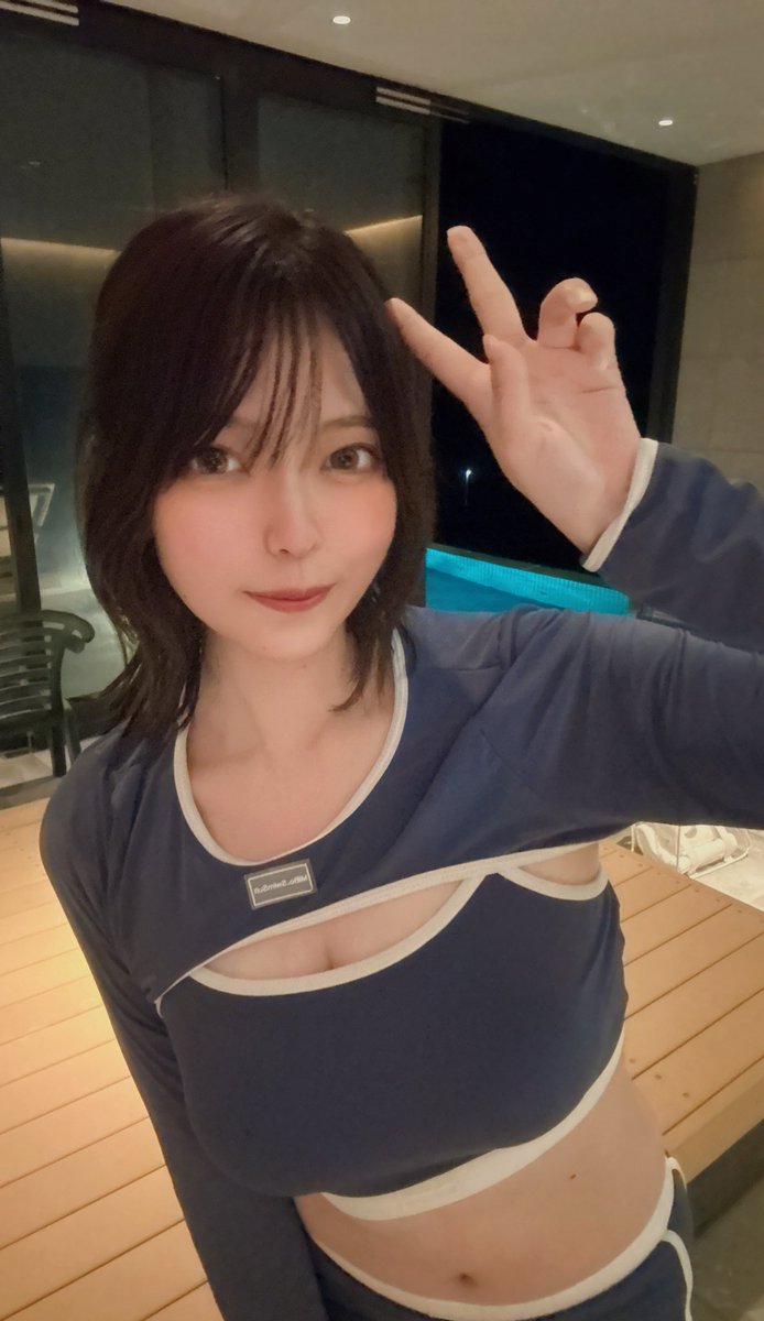 koharucha_'s tweet photo. ╭━━━━━━━━━━━━╮ 　
    今年1年の感謝を込めて
 初のアマギフプレゼント企画
 ╰━━━━━ｖ━━━━━━╯

 ╲1等🥇¥5000×1名様╱
 ╲2等🥈¥1000×5名様╱
↑↑↑↑↑こちらはランダムになります↑↑↑↑↑

応募方法は

1⃣このアカウント(@koharucha_ )をフォロー
2️⃣リポストといいねで応募

になります！

この1年間感謝してもしきれない程フォロワーさんにはお世話になったので、ほんの少しでもお返しが出来たら嬉しいです🫶
応募数が多かったらお年玉企画もやろうと思ってますのでたくさんのご参加待ってます☺️笑

🐹