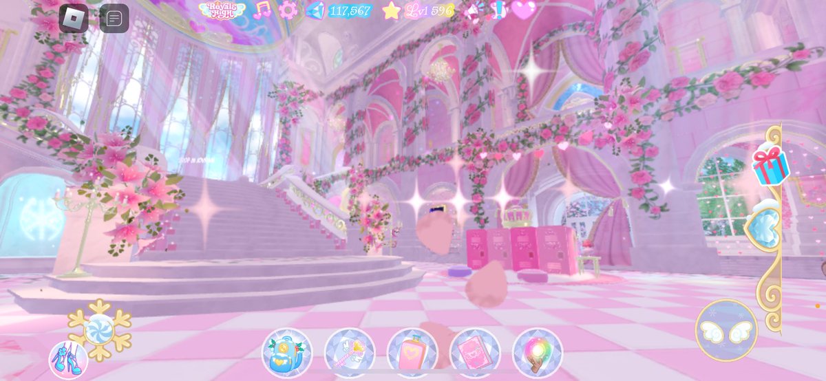 the rh school looks so pretty what! #rh #royalehighcampus3 #royalehigh #ValentinesDay