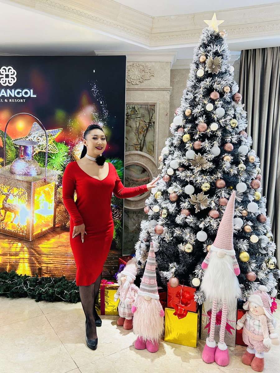 Бүхнийг шүүмжлэх яахвээ, одоо сэтгэлгээг нь өөрчилье, хамтдаа