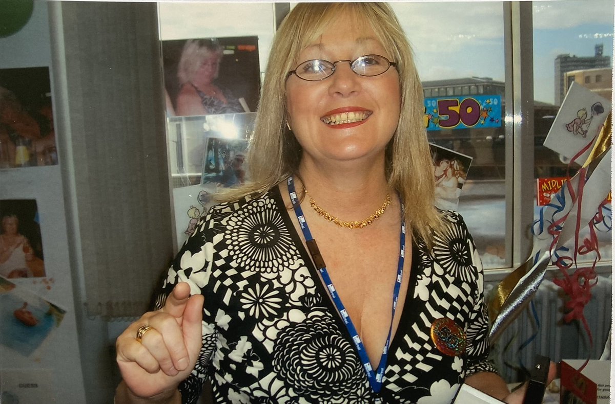 sciencesarah81's tweet photo. @shitscaredmum #NewYearsGrieve this is my mum Maggie, lost her at Easter. She wasn’t well but her death shouldn’t of happened then. She loved holidays, pub lunches and being with her friends and family https://t.co/g0OoB8VwWa