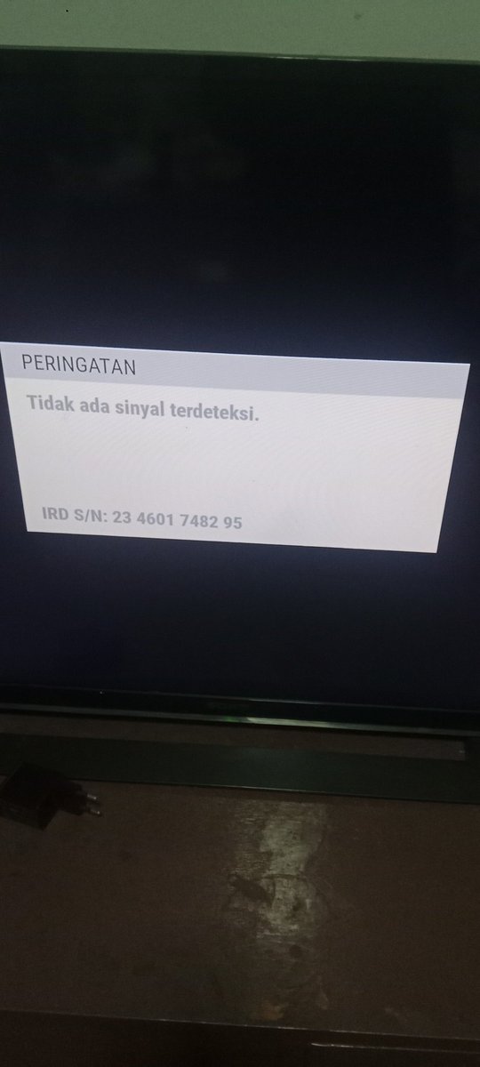 k1yu3's tweet photo. @FirstMediaCares lg ada gangguan dmn ya? Pdhl hujannya biasa. Tp tidak ada sinyal https://t.co/4jHoPoZwKR