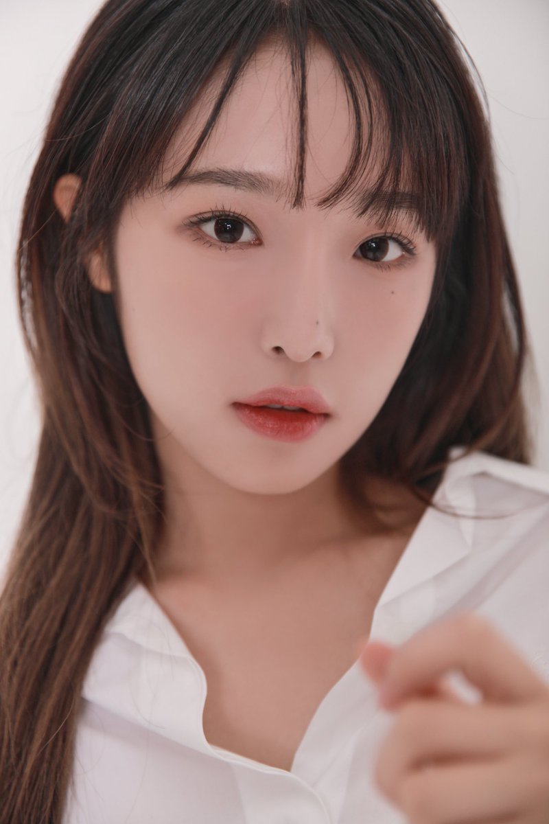 kchartsnaster's tweet photo. LE SSERAFIM, Jo Yuri, YENA and Kwon Eunbi will have a special stage at the 2023 MBC Gayo Daejejeon. https://t.co/atcc2X8tyK