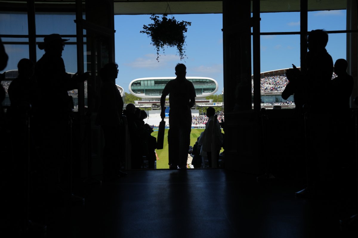 Lord's Cricket Ground (@homeofcricket) on Twitter photo ๐งต A thread of some of our favourite Lord's photos taken in 2023 by our photographer, @jedleicester.
๐ธ <a href="/OPope32/">Ollie Pope</a> returns to the Pavilion after scoring a 205 versus Ireland.
#LoveLords ๐งต A thread of some of our favourite Lord's photos taken in 2023 by our photographer, @jedleicester.
๐ธ <a href="/OPope32/">Ollie Pope</a> returns to the Pavilion after scoring a 205 versus Ireland.
#LoveLords