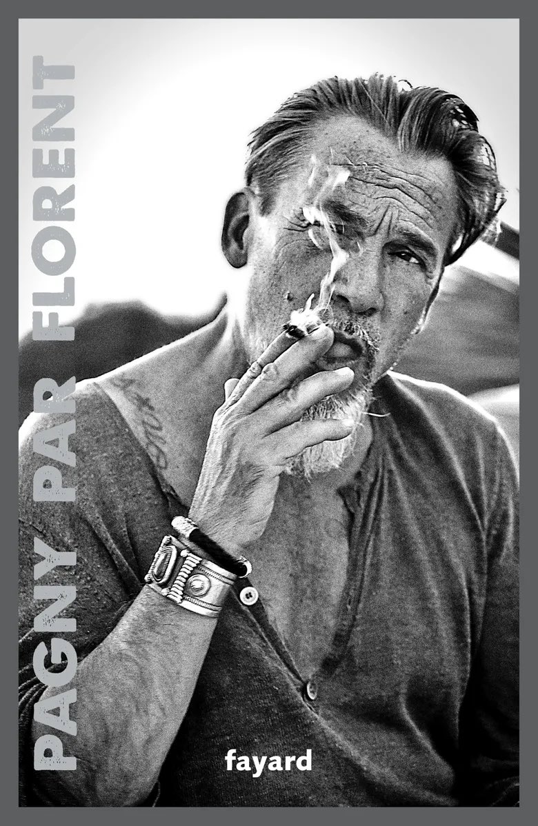 Bonne nouvelle de fin d’année : Florent Pagny est la deuxième personnalité préférée des Français. 
Son autobiographie, en édition collector, est à retrouver dans votre librairie ! fayard.fr/livre/pagny-pa…