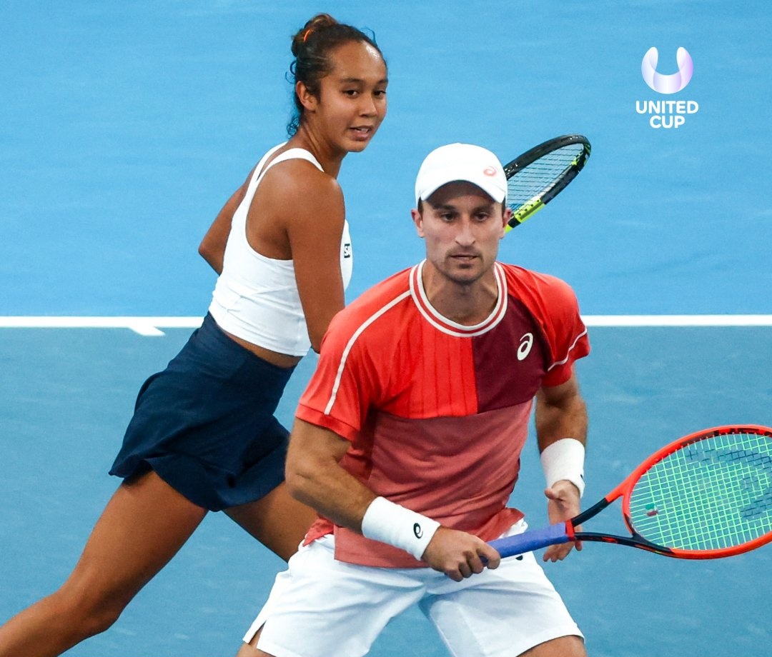Ce dimanche lors de la #UnitedCup, le Canada a battu le Chili au double mixte !

✔️ <a href="/leylahfernandez/">leylahfernandez</a> vs Daniela Seguel 6-2, 6-3

❌️ <a href="/diezmonge/">Steven Diez</a> vs <a href="/NicoJarry/">Nicolas Jarry Fillol</a> 5-7, 4-6

✔️ Fernandez/Diez vs Seguel/Barrios Vera 7-5, 4-6, 10/8

📸 : <a href="/UnitedCupTennis/">United Cup</a>