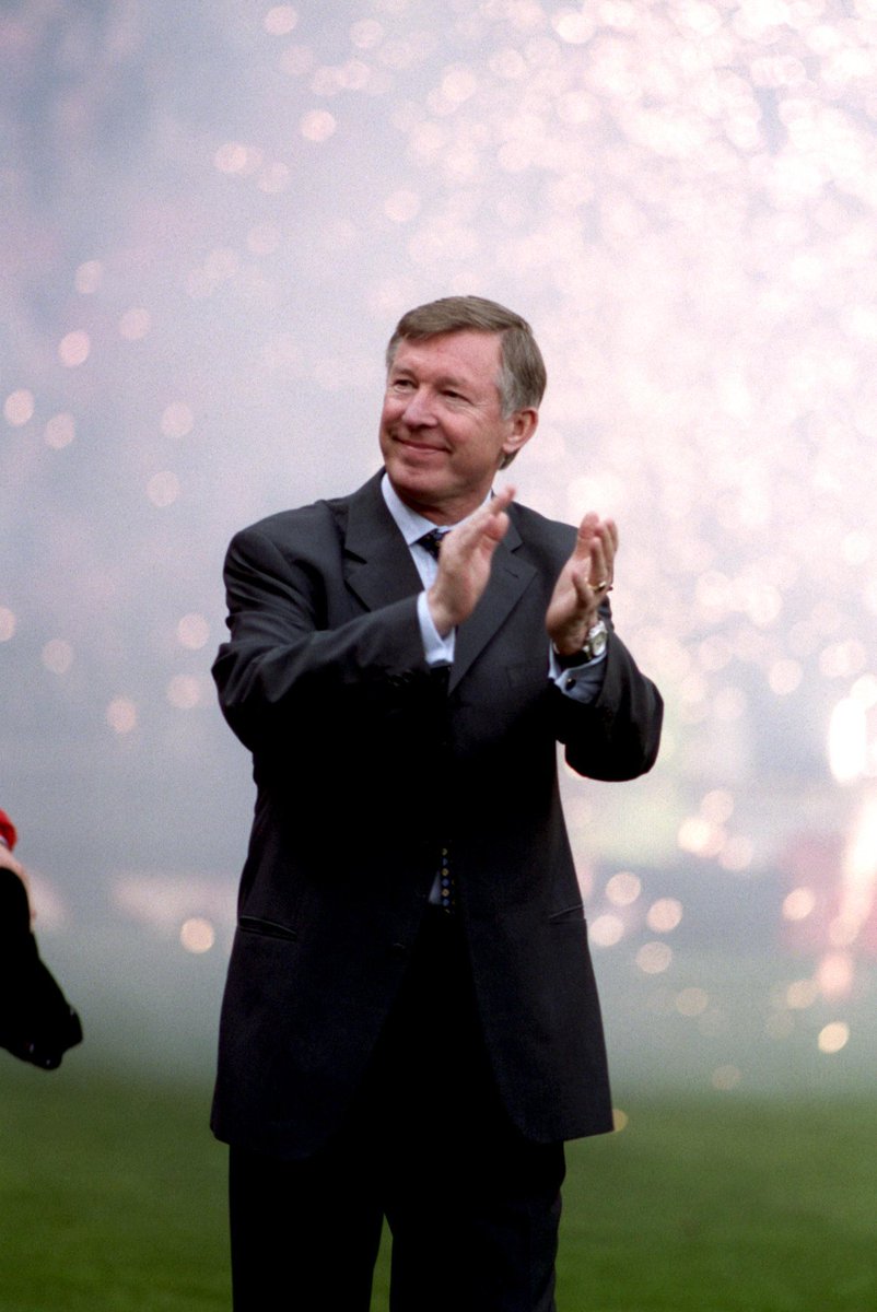 Happy 82nd Birthday to Sir Alex Ferguson! 🥳 His record at Manchester United: 📆 26 years ✅ 895 wins 🏆 13 Premier Leagues 🏆 10 Community Shields 🏆 5 FA Cups 🏆 4 League Cups 🏆 2 Champions Leagues The greatest 🐐