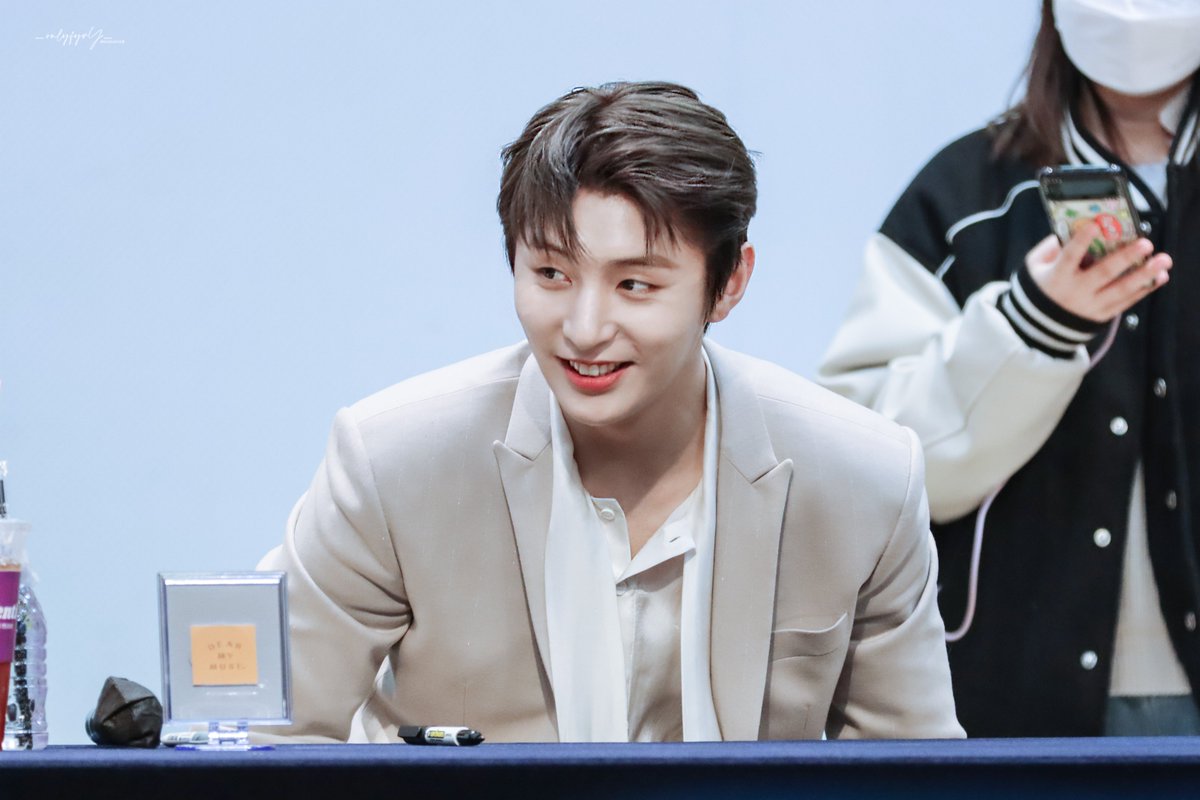 Onlyfyvy tweet media