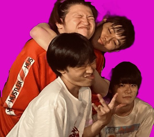 Sunapa72's tweet photo. あけましておめでとうございます！
今年もスナッチ・パッパーズをよろしくお願い致します🙇‍♂️
年初めのライブは1月5日FLYING SONです！！ https://t.co/aLf3JSzc1L