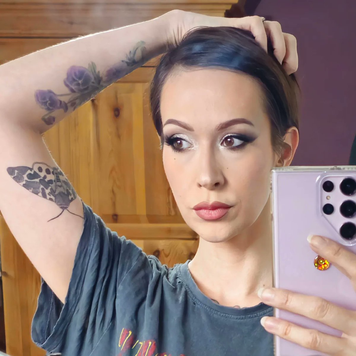WildorchidMUA tweet media