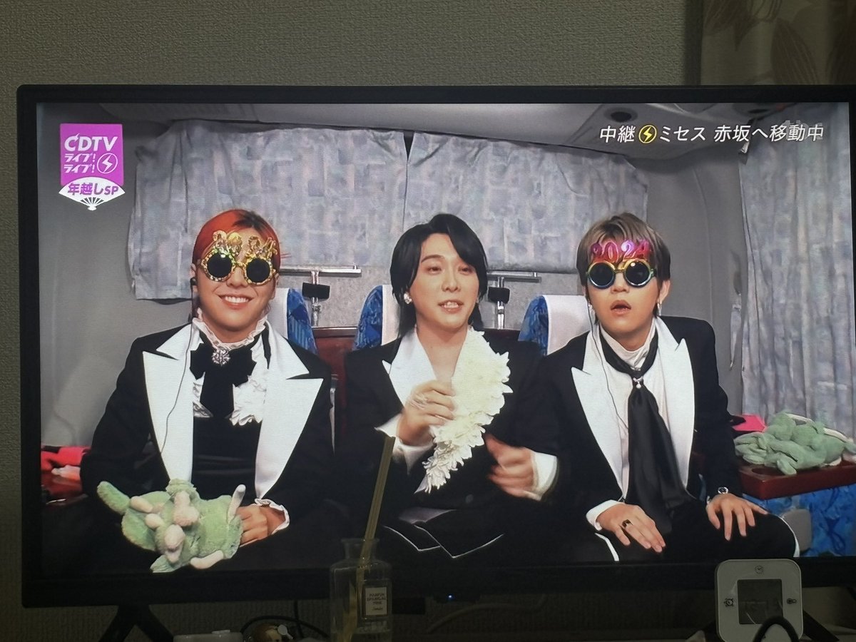 mhrak0520_mga's tweet photo. 両サイドうかれすぎててしぬwwwwwww https://t.co/Hg8cCuoKPC