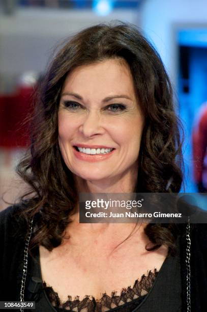 barbaravitali2's tweet photo. Happy Birthday @janebadler December 31,1953 #OneLiveToLive #FalconCrest #V #Visitors #JaneBadler https://t.co/AaWSr1T0sT