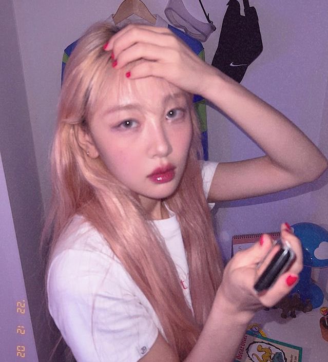 IoonaIoop's tweet photo. BLONDE YVES &amp;:/!?!! https://t.co/JpHSV6woom