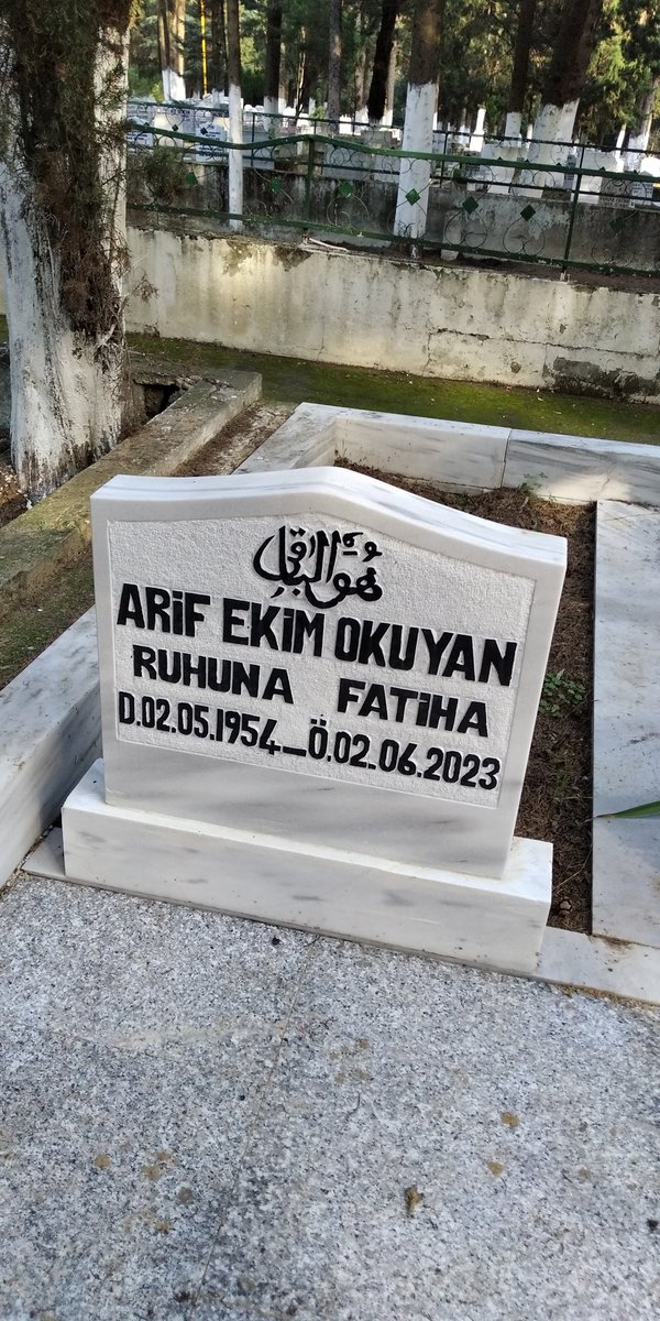 Armağan Özen (@77armagan) on Twitter photo Bugün eski çalışma bakanımız Sn <a href="/yasarokuyan/">Yaşar Okuyan</a> ı ve Kardeşi Arif Ekim abiyi mezarlıkta ziyaret ettim.
Dua okudum hepsine
Allah rahmet eylesin mekanları cennet olsun 🤲
<a href="/uokuyan/">Ülkü Okuyan 🇹🇷</a>
<a href="/takyol96/">Taha Akyol</a> Bugün eski çalışma bakanımız Sn <a href="/yasarokuyan/">Yaşar Okuyan</a> ı ve Kardeşi Arif Ekim abiyi mezarlıkta ziyaret ettim.
Dua okudum hepsine
Allah rahmet eylesin mekanları cennet olsun 🤲
<a href="/uokuyan/">Ülkü Okuyan 🇹🇷</a>
<a href="/takyol96/">Taha Akyol</a>