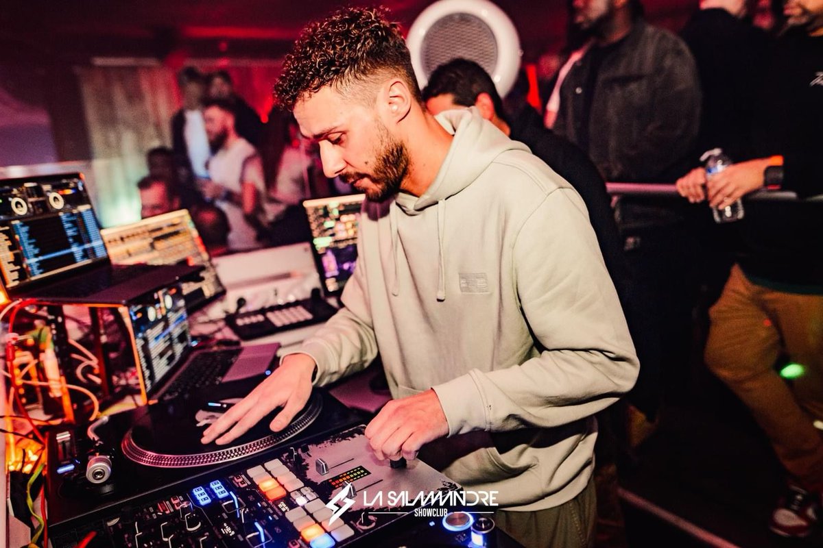 [MIX NEW YEAR]
👉 Émission spéciale ce 31 décembre dès 20h 🎙 📻
Les Djs d'RBS au contrôle du
91.9 Fm &amp; radiorbs.com

🎚 20h DJ Nook
🎚 21h DJ Stan Smith
🎚 22h Revivez le Live de la Breakdown 6 avec DJ Badsam, Mr Brown, Ghen Da Paul, Neil, Stansmith &amp; Talri 🔥🔥🔥