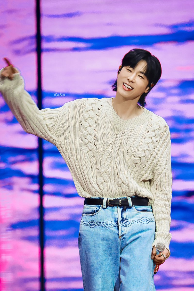 231231 동방신기20&amp;2 D2 part1.
#유노윤호 #정윤호 #ユンホ #郑允浩