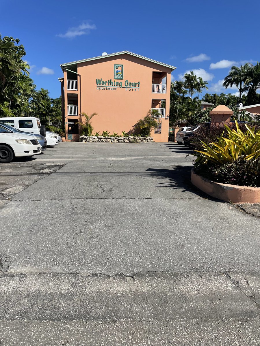 Barbadoshouse's tweet photo. Looking for a holiday in 2024? Check out this affordable accommodation in Barbados. Worthing Court Apartment hotel located on the south of the island in Worthing , in the parish of Christ Church. Self catering rooms and very near to local shops. Enjoy!!
https://t.co/f9ZDUpMxuC https://t.co/f3PAo2gmDB