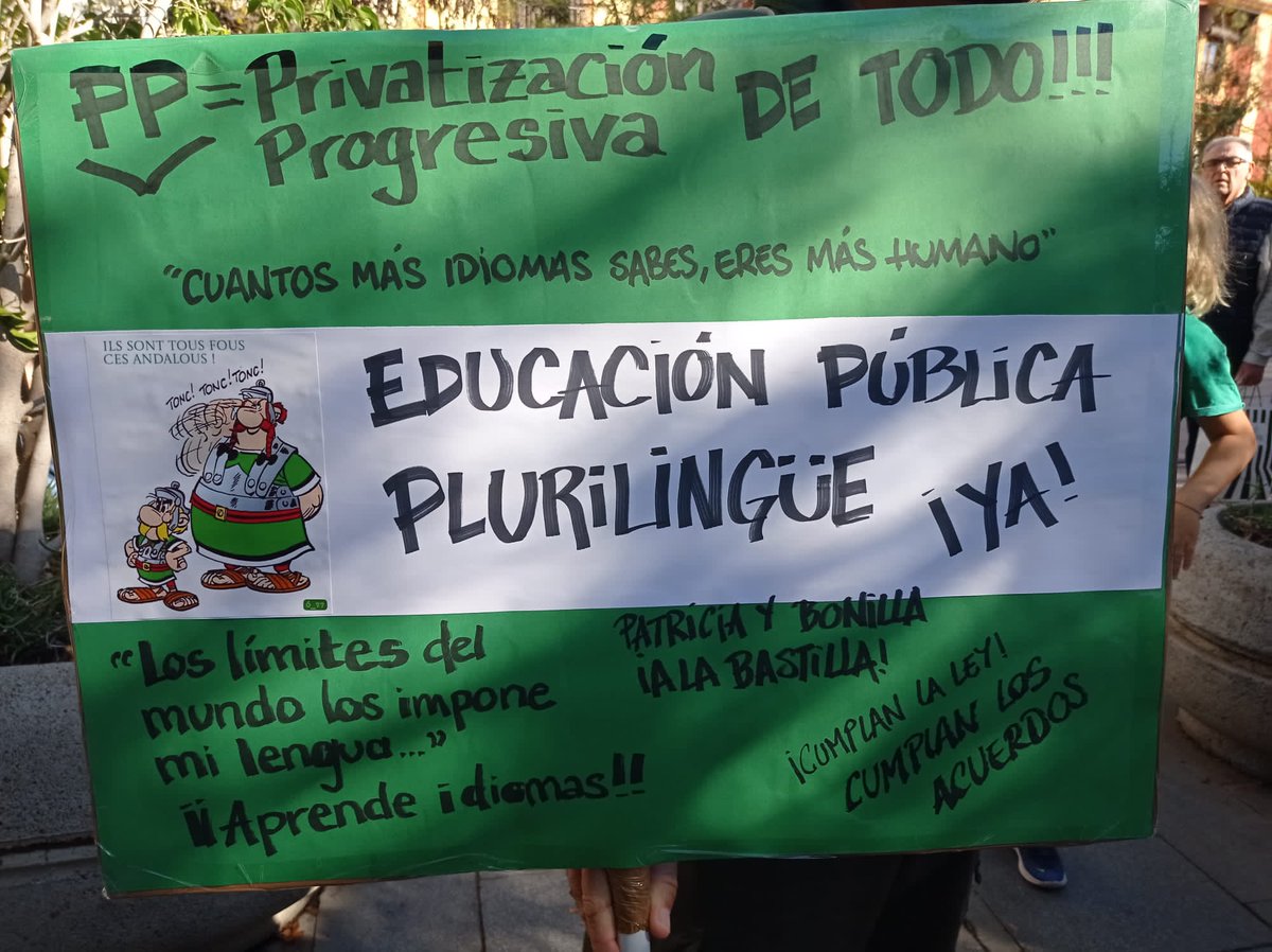 TortillaFLE's tweet photo. Monsieur @maxim_huerta la @plataformacele de profes de francés segunda lengua extranjera nos gustaría pedirte que nos ayudases a dar visibilidad a nuestro problema. Desde hace unos años nuestros gobiernos eliminan de la educación pública el estudio de la segunda lengua francés. https://t.co/x2UyBEBkP5
