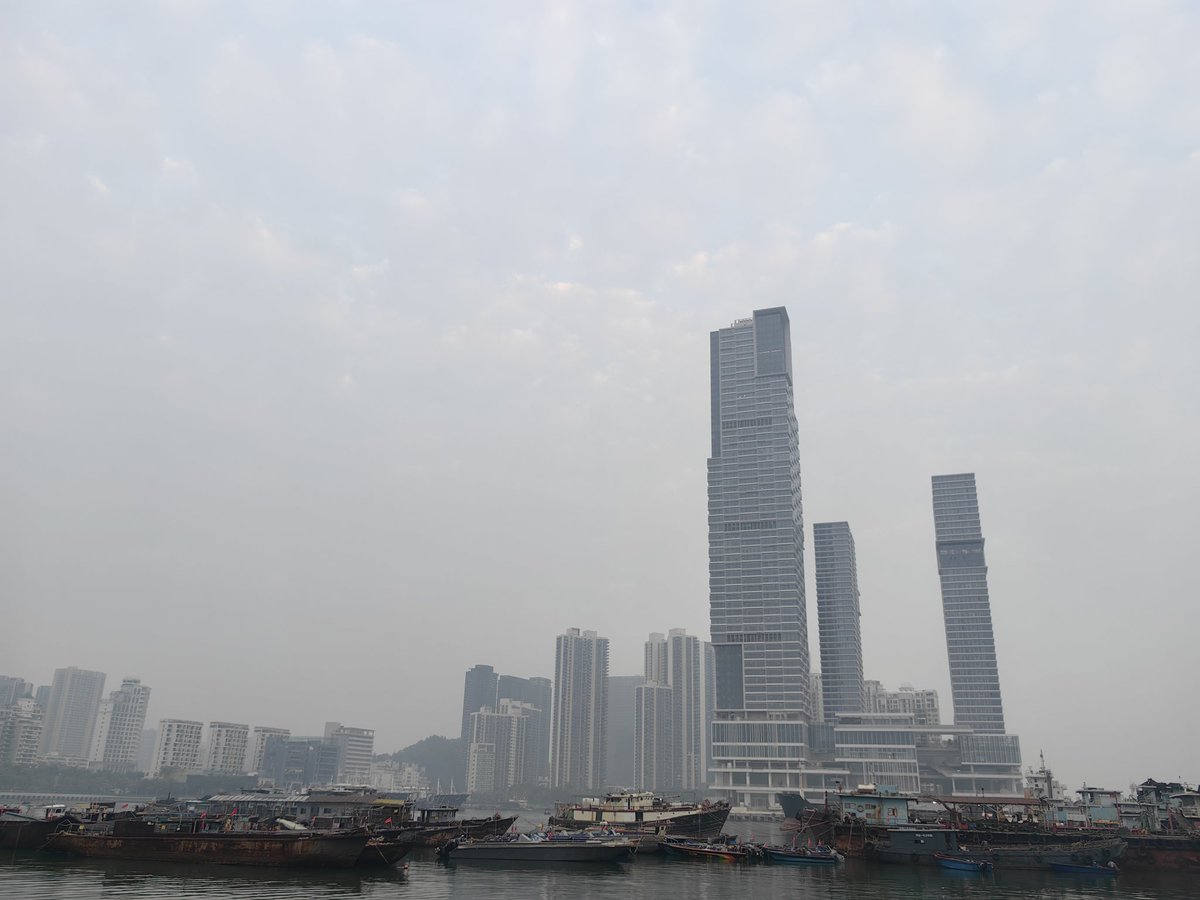 人在蛇口，定位却在对岸，2023要结束了