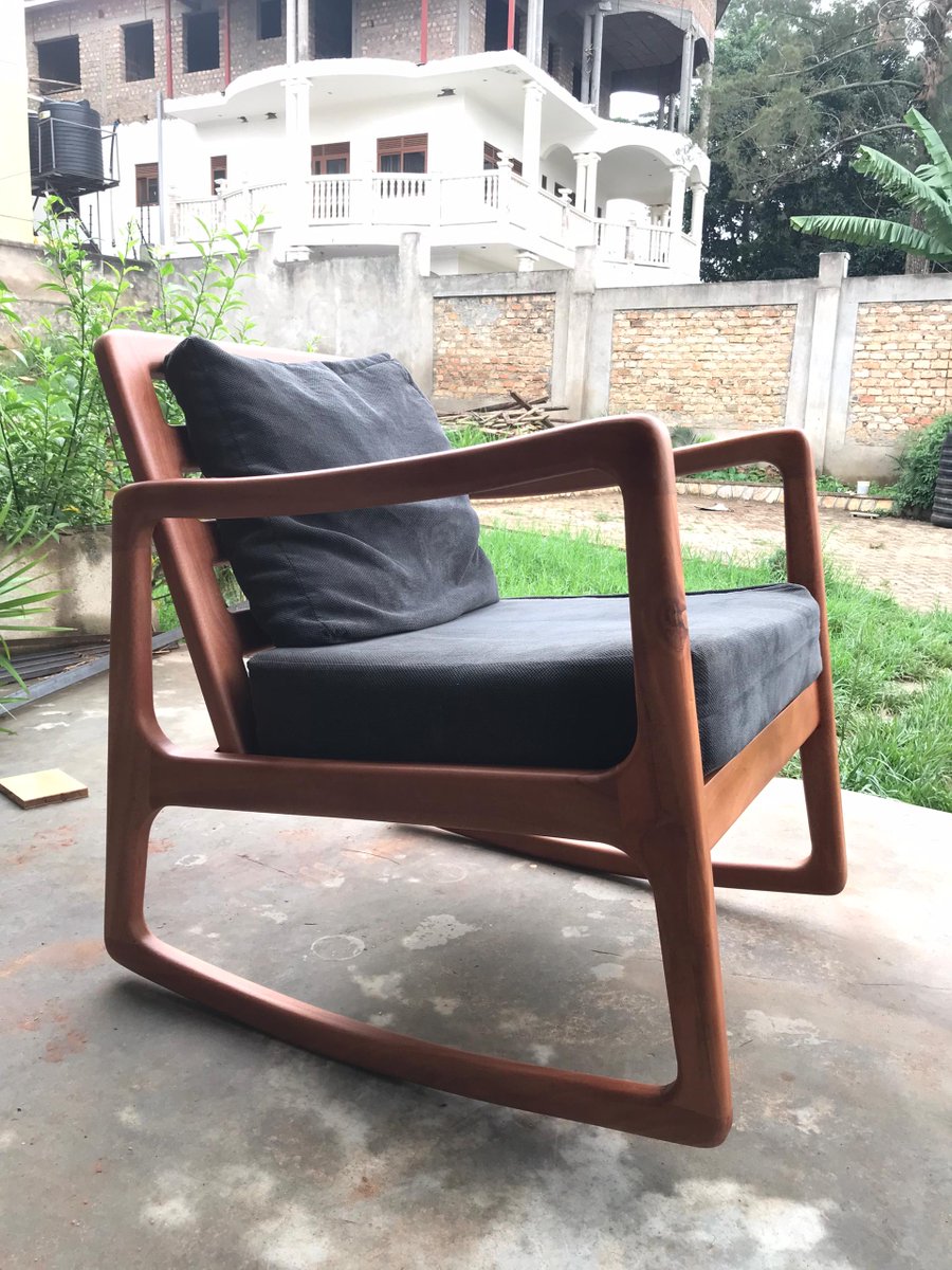 madebyiragaba's tweet image. Hey Friends.

Allow me to introduce to you the final masterpiece of the year at Gestures – our exquisite mahogany Rocking chair with plush high-density cushions. (Work in progress)

It is crafted for moments of relaxation and designed to elevate your space with timeless style.…