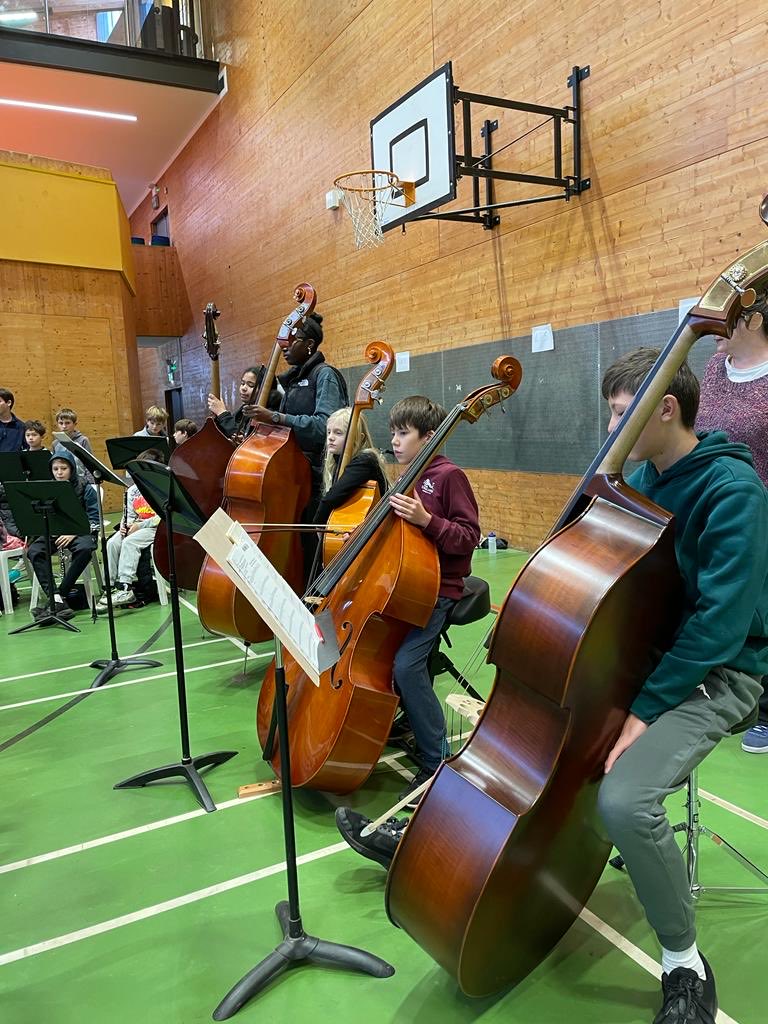 Final rehearsals for concert ⁦<a href="/KingsdaleFS/">Kingsdale Foundation School</a>⁩ today: sounding wonderful!