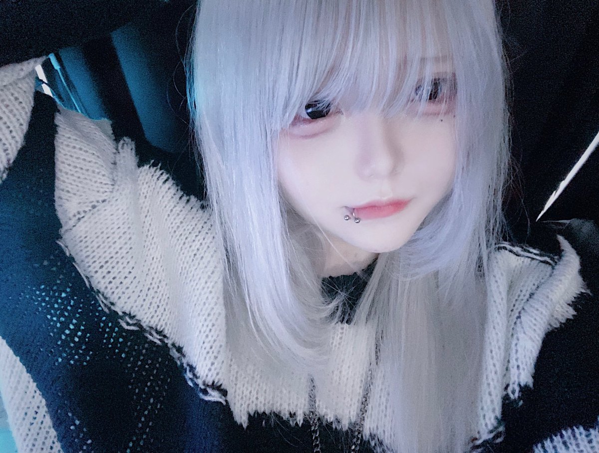 llloup_'s tweet photo. 2023年、今年は様々な挑戦や出会いがありました❕
配信を始めてみたり、スト鯖やカスタムに参加させていただいたり^. .^ ੭
自信を持って活動とはまだ言えないですが、来年はもっとみんなの前で色んなことがしてみたいです！
今年一年たくさんの��しいと幸せをありがとうございました❕(˶> <˶)♡ https://t.co/zGqjYR1W3v