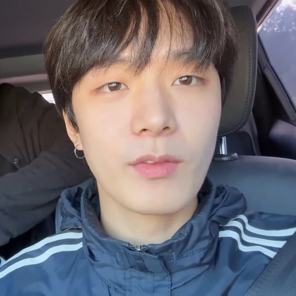 브이로그기탁이필승인이유ㅋㅋ ><////