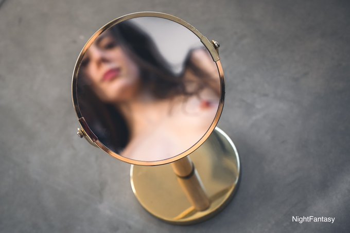 ✮𝕃𝕒𝕤𝕥 𝕕𝕒𝕪 𝟚𝟘𝟚𝟛! ✮ Maybe you can give yourself and me a New Years gift?  🎁🤍⭒n⭒l⭒y⭒f⭒💙⭒n⭒s 🎁 https://t<a href="/tag/m%C3%B3jjubileuszx"class="tags"><span>#m&oacute;jjubileuszx</span></a>