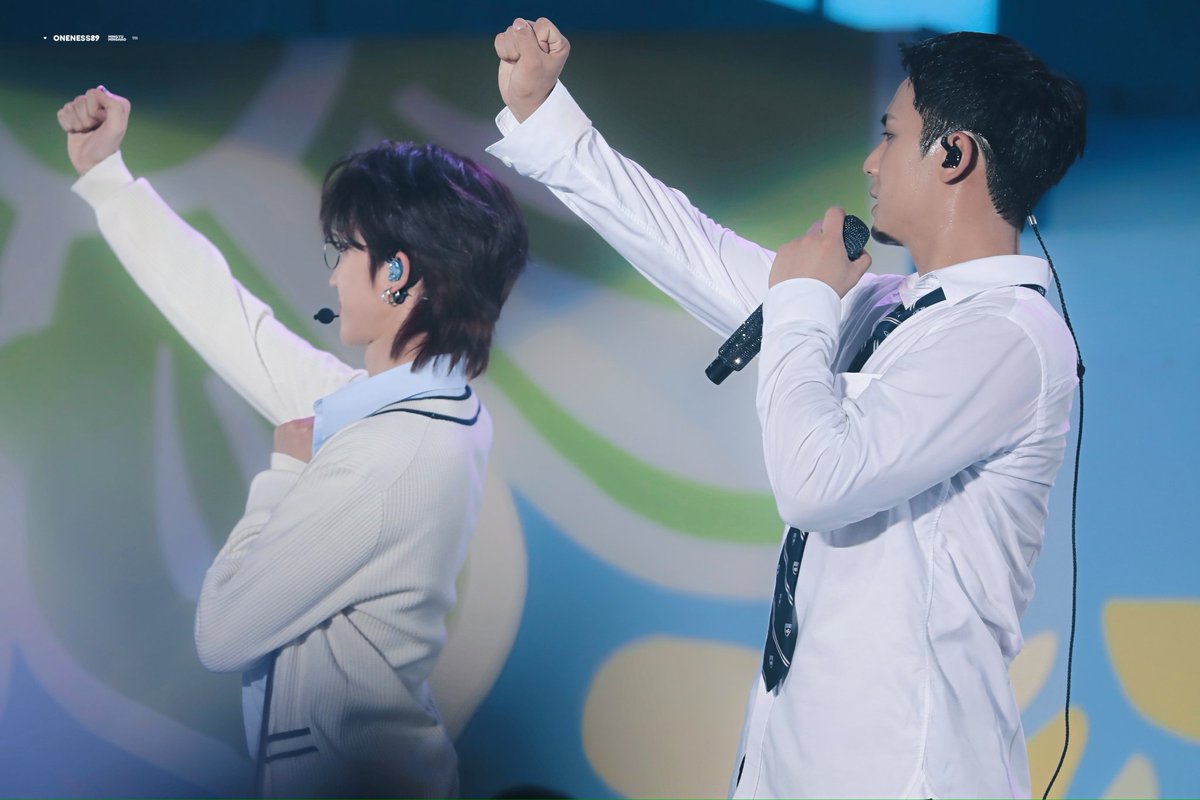 89oneness's tweet photo. HAPPY NEW YEAR
🐶🐸
#규잇 #gyuhao
#민규 #MINGYU #ミンギュ
#디에잇 #THE8 
#서명호 #徐明浩 #ミンハオ https://t.co/LX8GeGouSG