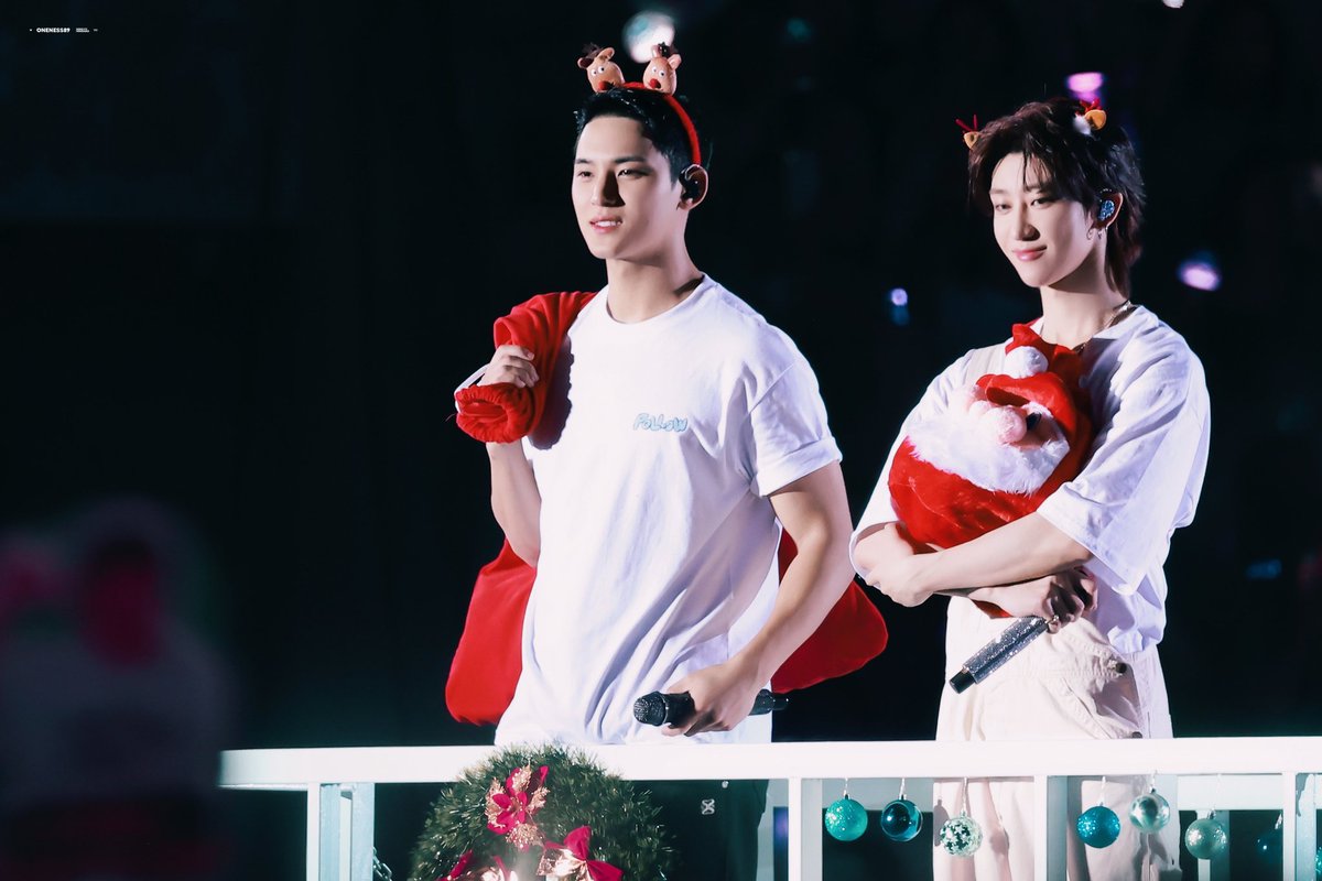 HAPPY NEW YEAR
🐶🐸
#규잇 #gyuhao
#민규 #MINGYU #ミンギュ
#디에잇 #THE8 
#서명호 #徐明浩 #ミンハオ