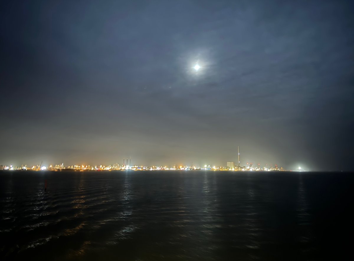 EuroSpacePort's tweet image. From the seaport of #Esbjerg to the stars! As we enter 2024, our unwavering commitment persists in turning the dream of (offshore) space launches from Europe into a tangible reality. Don't hesitate to follow us on this extraordinary journey. Happy New Year!