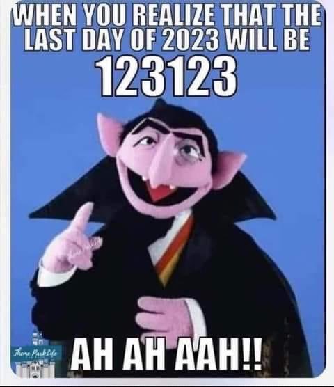 ShannahWilcox's tweet photo. 😂 Happy New Year’s Eve 🥳🥳 https://t.co/yg8mRTDdEl