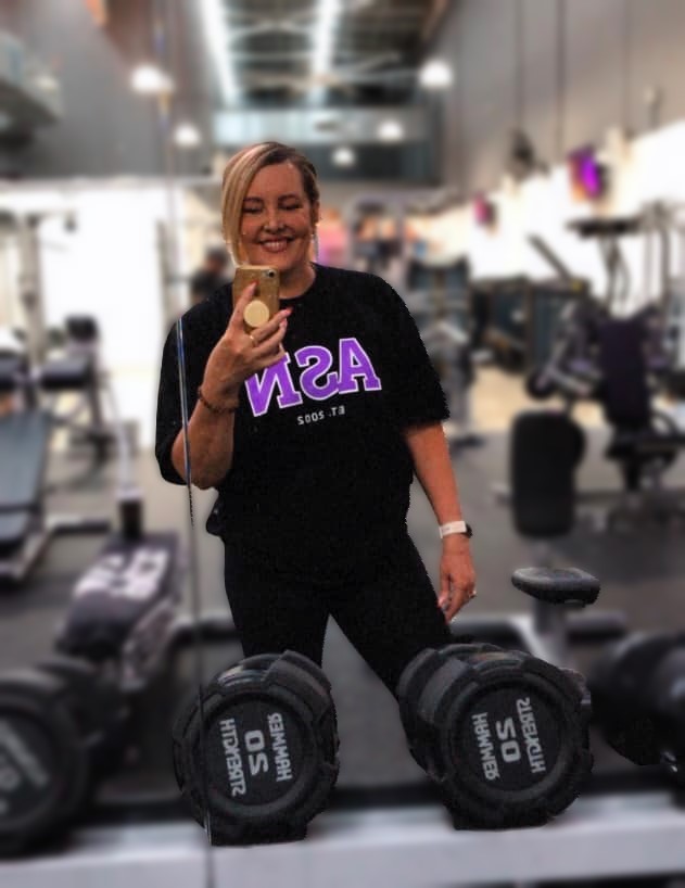 No better way to end the year than with a PR on the Leg Press today of 310kg in plates.💥

Wishing you all a very happy start to the New Year and I hope it brings joy, love and great health. 💫

BRING ON 2024!! 🥳
#happynewyear #newyearnewgoals #reachforthestars