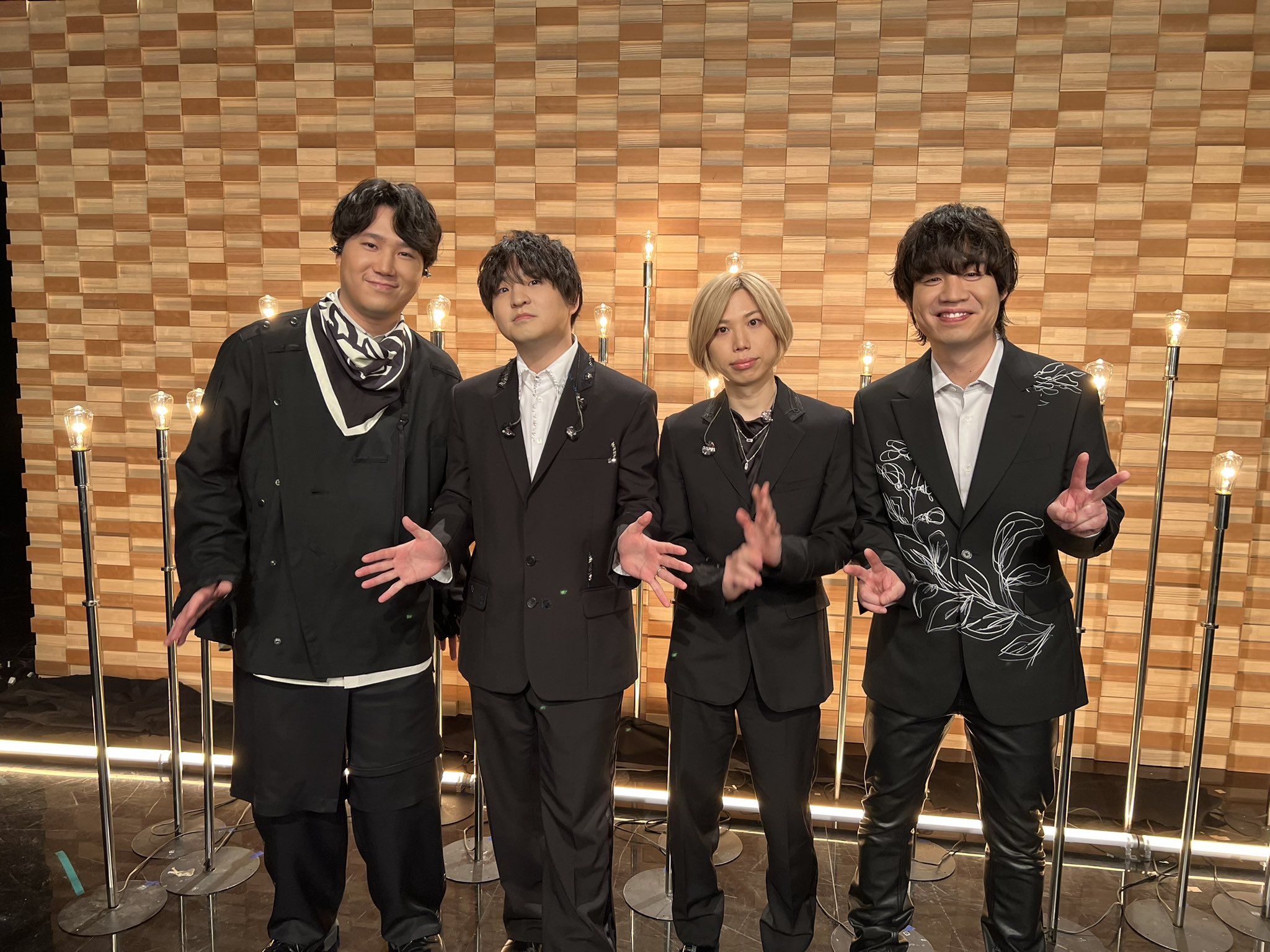 Official髭男dism on X: Official髭男dism on X: