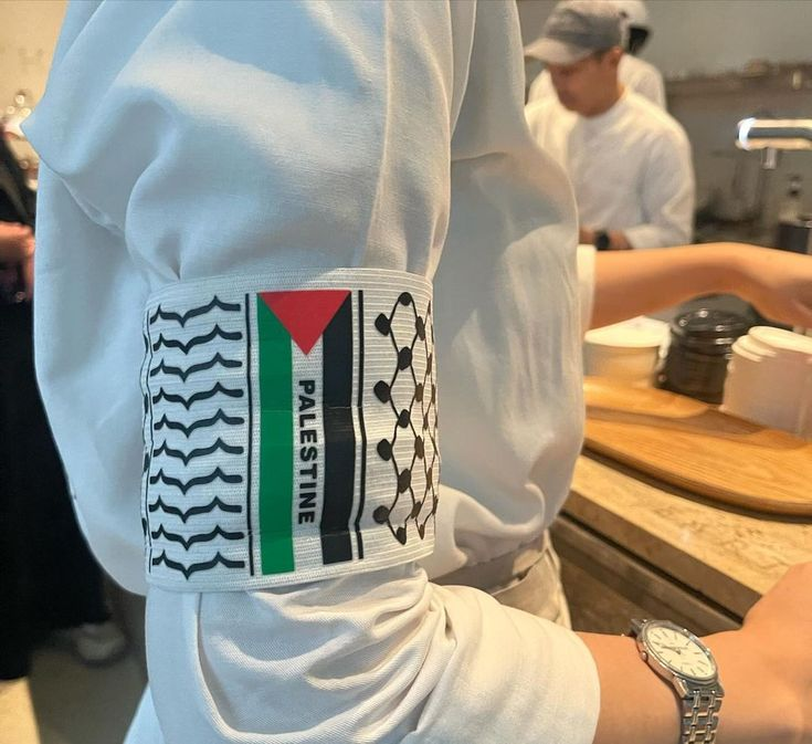 I am Sara and I support Palestine.  

Do you?