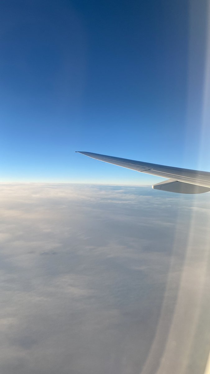 ✌🏼 2023, 👋🏼 2024

#noresolutions #newgoals #peace