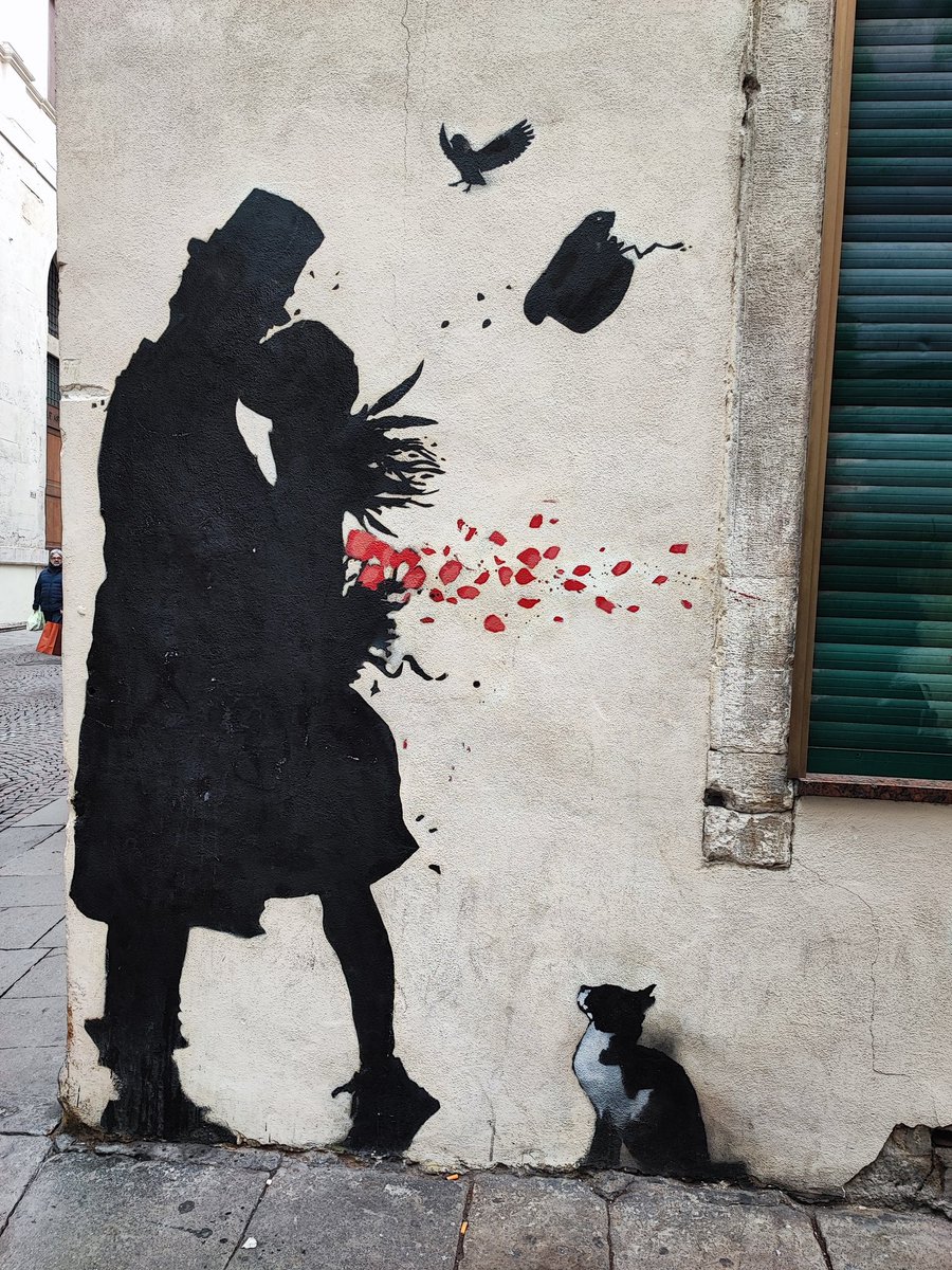 BarzonLuisa's tweet photo. #KennyRandom in #Padova https://t.co/ryF1mol27k