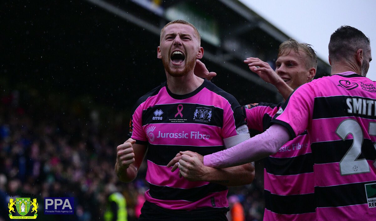 Top of the league ✅
Record winning streak ✅
Record league attendance ✅
Thousands raised for charity ✅

It wasn’t an ideal start to 2023 but we’ve finished it in some style. 

#YTFC 💚