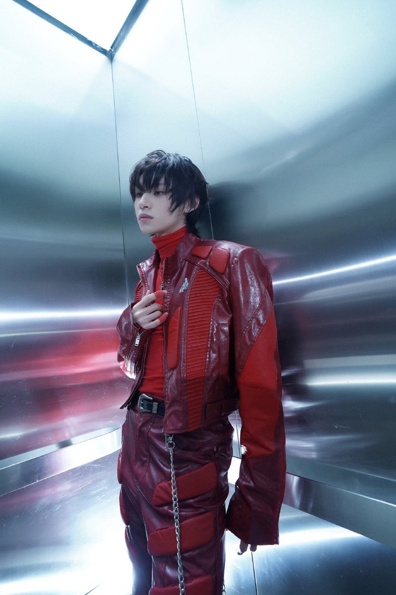 linkaidarlings's tweet image. please this hair looks so good😭

#xiaogui #wanglinkai #小鬼王琳凯