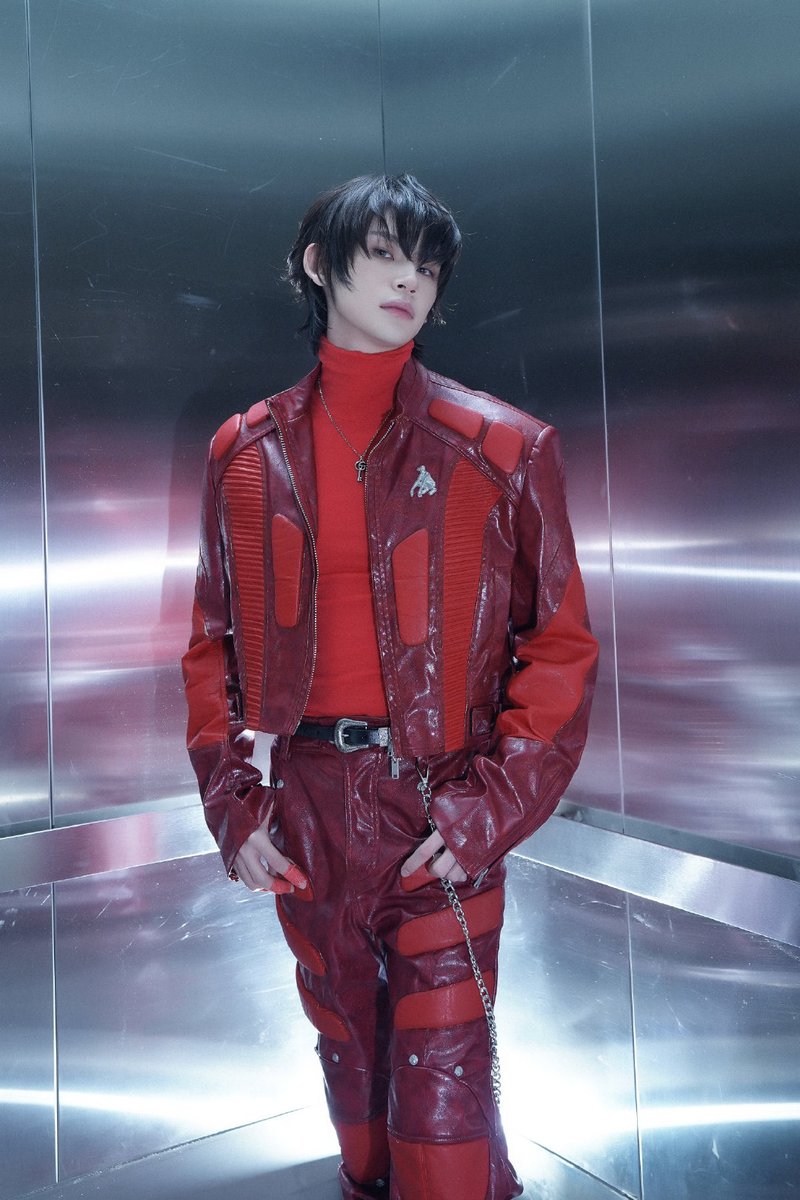 linkaidarlings's tweet image. please this hair looks so good😭

#xiaogui #wanglinkai #小鬼王琳凯