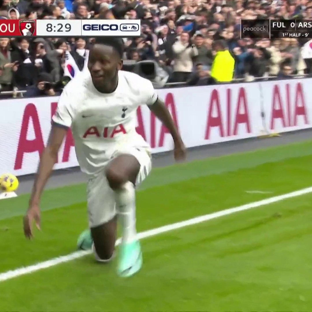 Spurs strike first against Bournemouth, and it's Pape Sarr with the goal! 📺 @USANetwork