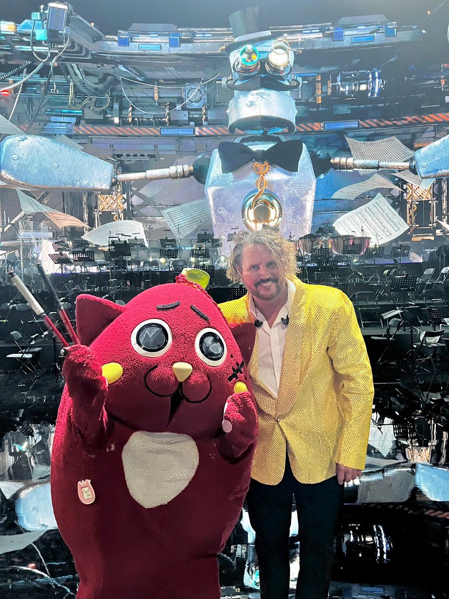 NYANG_GO_STAR's tweet image. 見てくれた皆さまありがちょんまげ〜😸みんなでドラム楽しかったです✨
もっと叩きたかった!🥁
スティーブさん🤘
ダイナミックなスティック捌き！
スティーブさんユーモアたっぷりな人で楽しかったにゃろめ😸
ありがとうございました！🤘
#bilibili
@themaddrummer