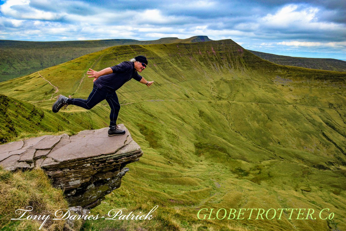 Flying 🪽 into 2024!
Fear nothing. Age is just a number. We only have one chance in life 🧬 so make it count! HAPPY NEW YEAR! 🕛 to all my family, friends and followers. Stay happy ☺️ everyone, because truly that's all that matters. 🫂 GLOBETROTTER.Co