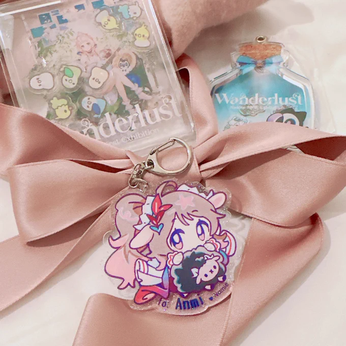 みんな!!これを見てくれ!!Namie先生( )からこの世に1点しかないエイヤちゃんアクキーを作って貰いました大好きアイラブユー 