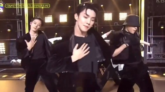 theboyzloops_'s tweet image. the holy trinity