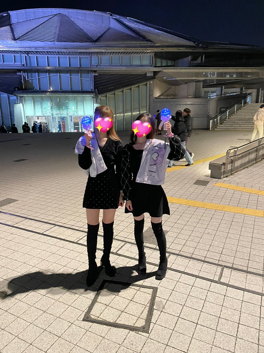 misaaa_mayuuu's tweet photo. いつもありがと相方ちゃんっ♡
この子に出会えたのはみさこりんのおかげなんだよ？☺️💞
今では考えることも行動も一緒で本当にびっくりしてます👀
お互いポンコツしながら末長くよろしくねっ✌️

最前で始まり最前で納めたパルラブ幸せでしたっっ！

#PearlLove #パルラブ #宇野実彩子 https://t.co/mAaaN5KP7K