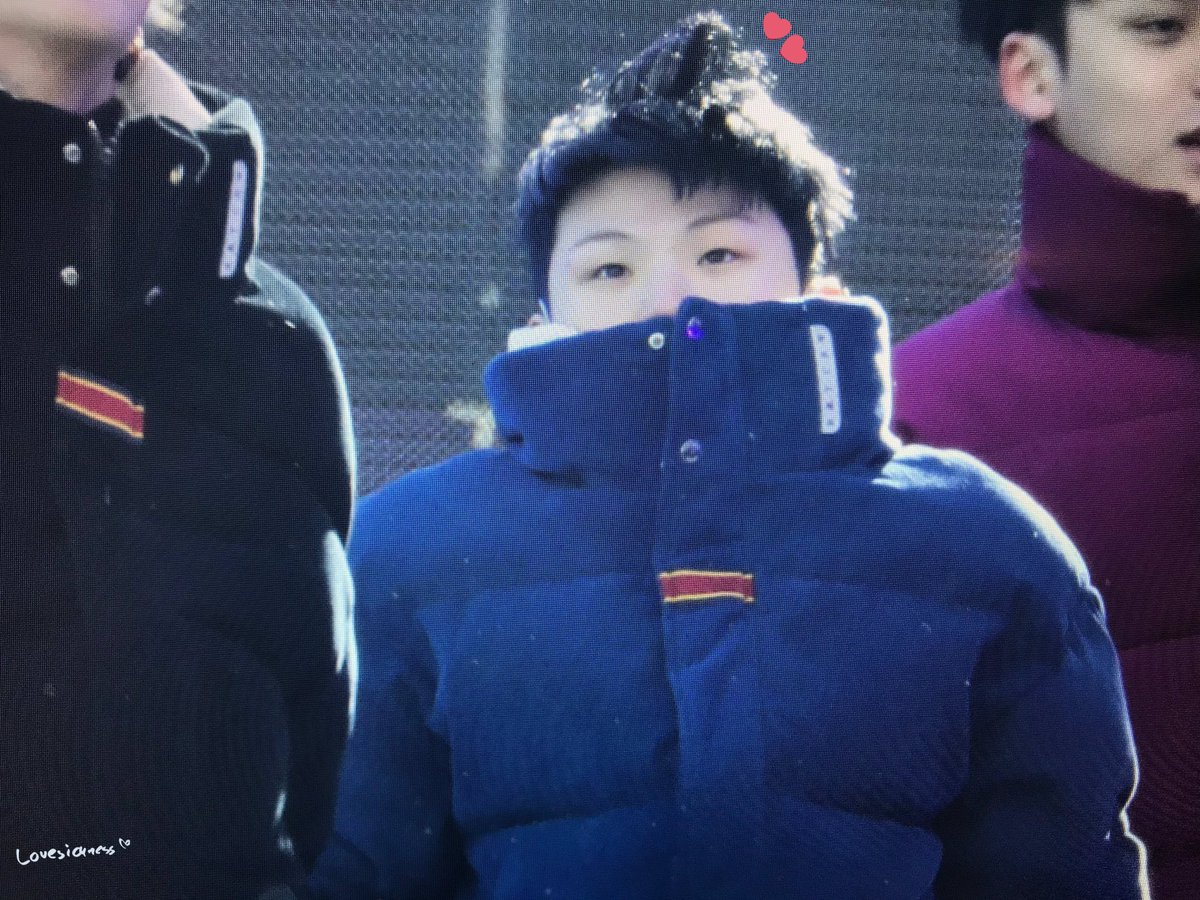 191231 MBC 가요대제전 출근길 #우지 #WOOZI 

너무 기여워🥺💙