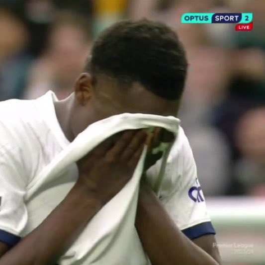 FabrizioRomano's tweet image. 🚨⚪️ Bad news for Spurs as Pape Sarr is brought off with an injury… after he scored an important goal today.

AFCON right around the corner, Sarr has been called up by Senegal — more to follow. 🇸🇳
